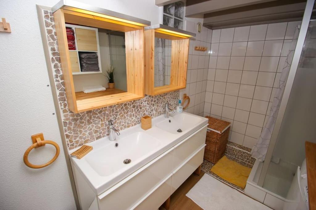 شقة T3 Cosy , Coeur Historique De La Rochelle لا روشيل المظهر الخارجي الصورة